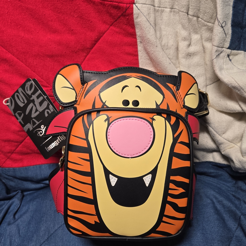 Loungefly Tigger Face Crossbody Bag - Orange, Black, Pink